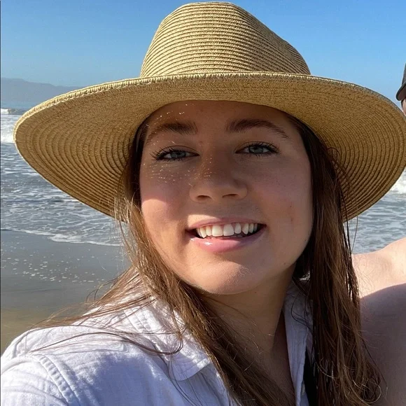 Meet Your Posher - Picture 1 of 1